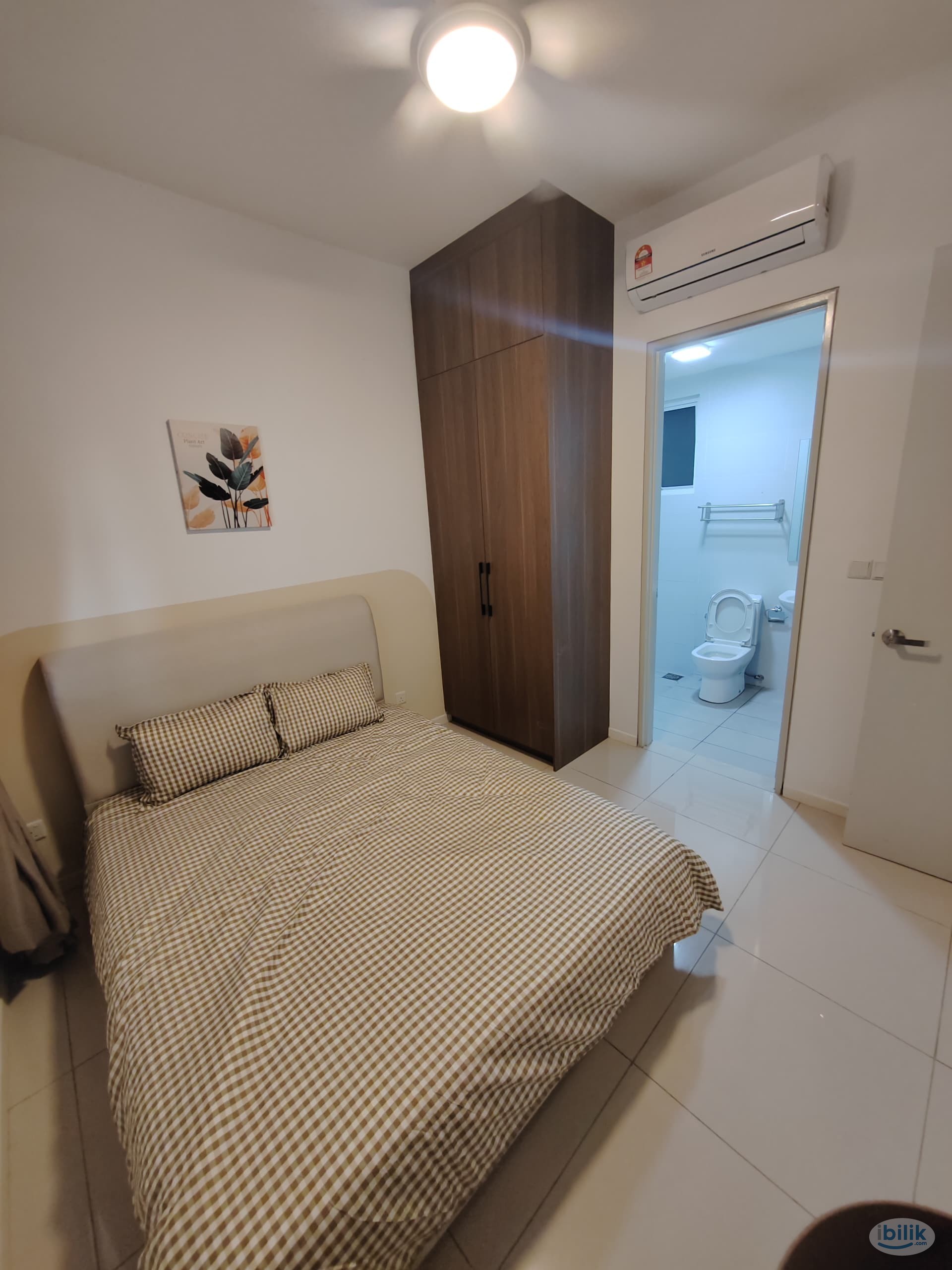 Nadayu801 Female Unit Master room with Private Toilet - Image 2
