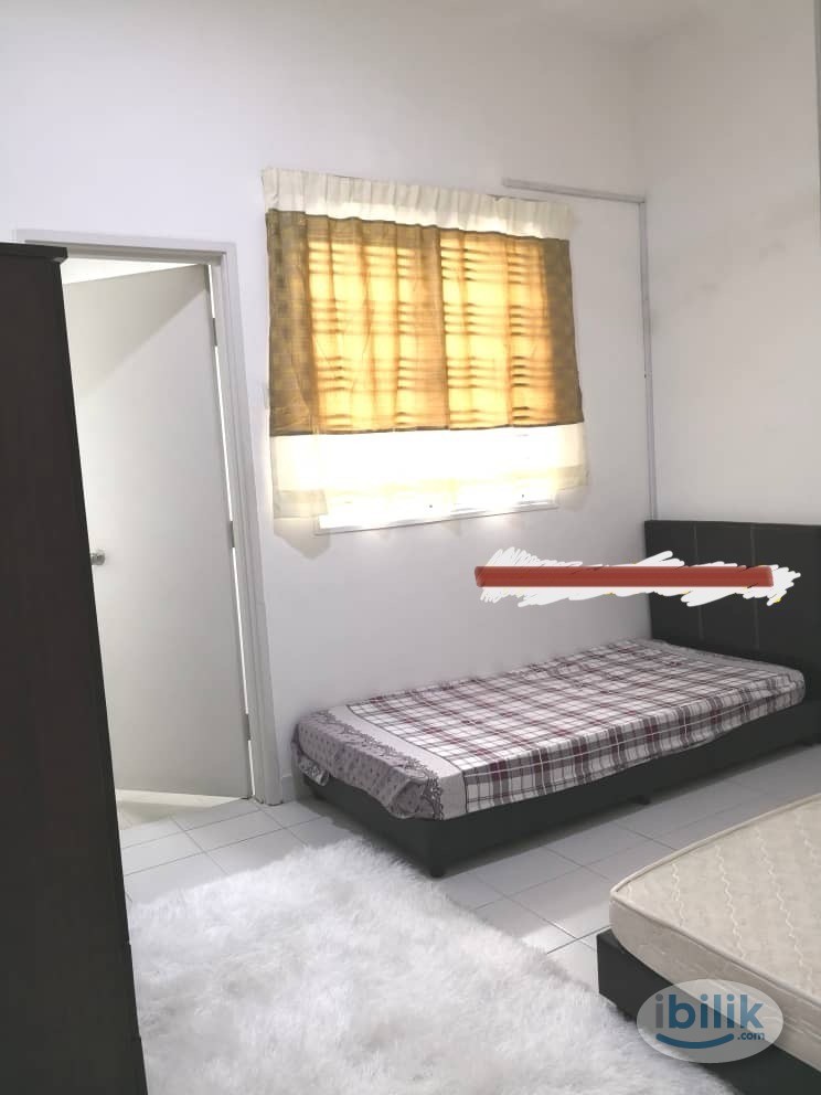 Room for rent ONLY 1 month deposit with PRIVATE BATH - Image 4