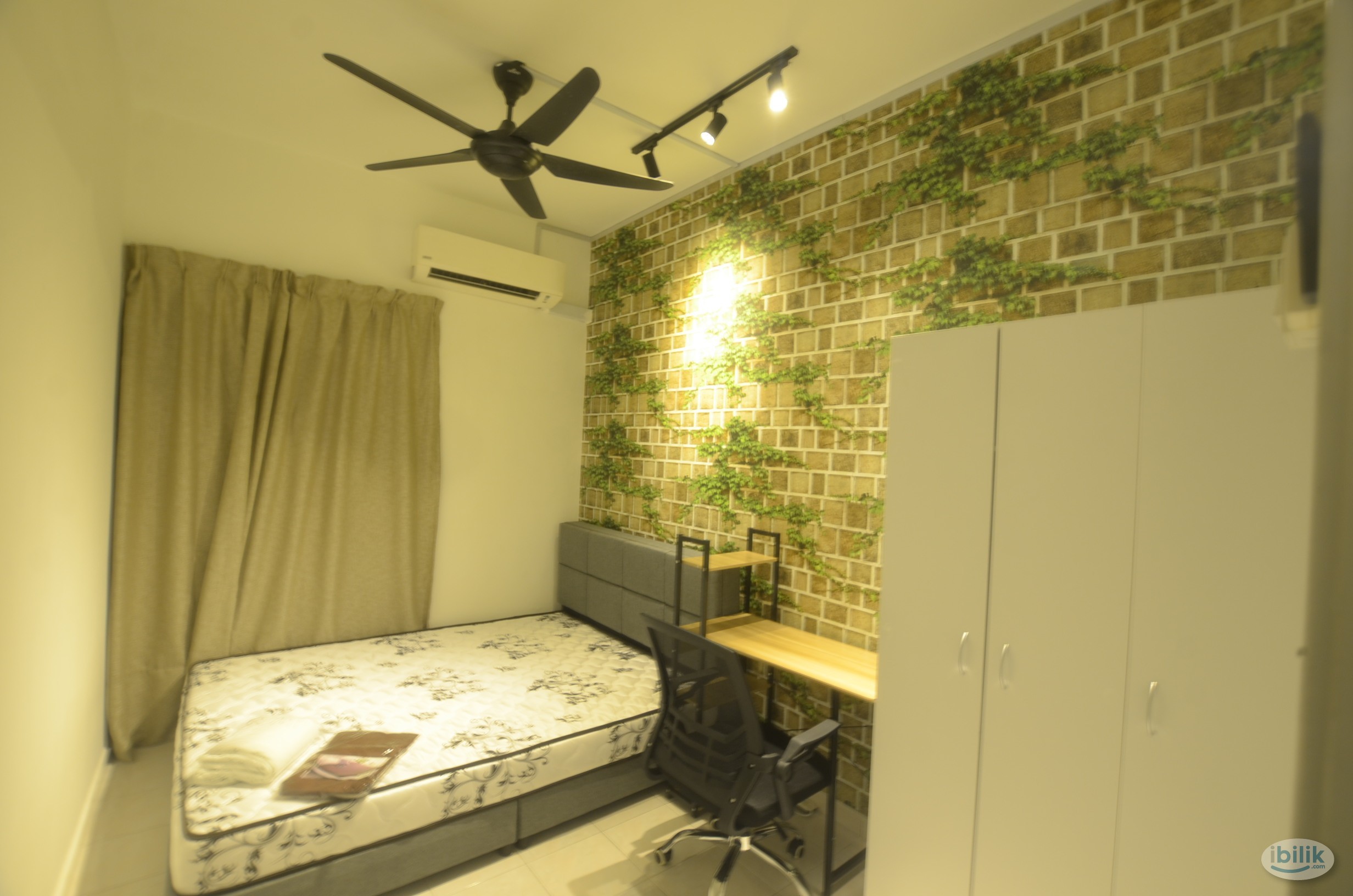 Female Middle Room at Sutramas, Bandar Puchong Jaya - Image 1