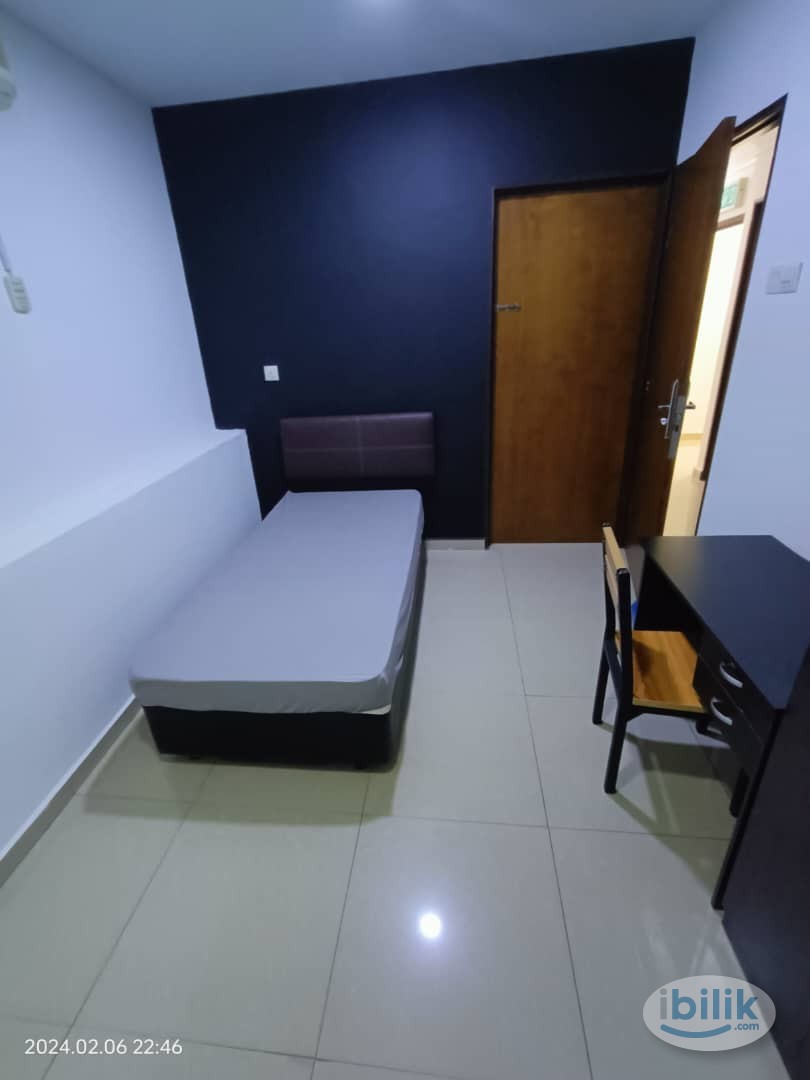 Ramadan Promo 🕌 Private Bathroom Room Rent in Bandar Botanic, GM Klang - Image 1