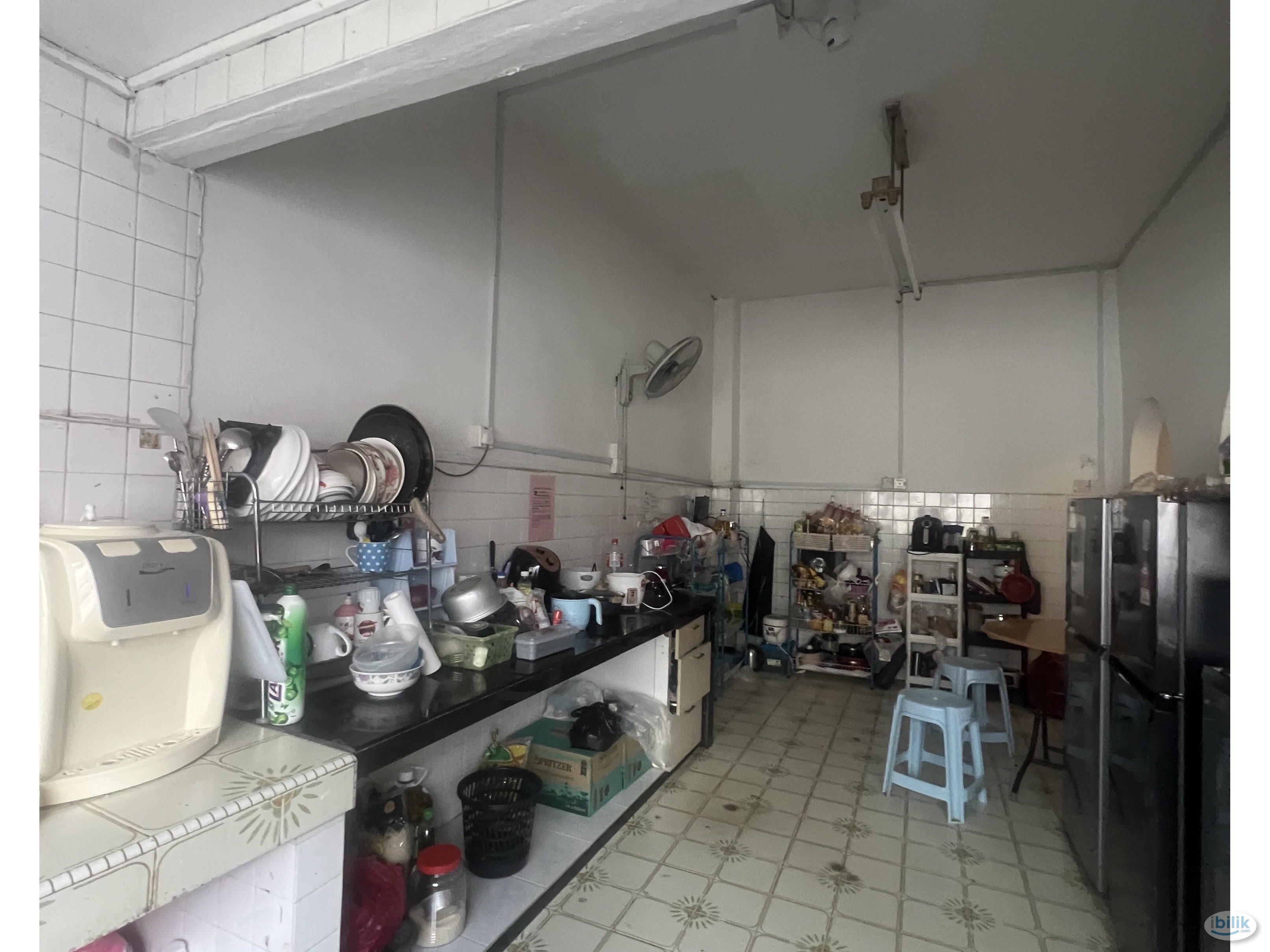 Spacious Single Room with Aircond for Rent @ USJ9 🔥 Walking Distance to Taipan & LRT Taipan - Image 3