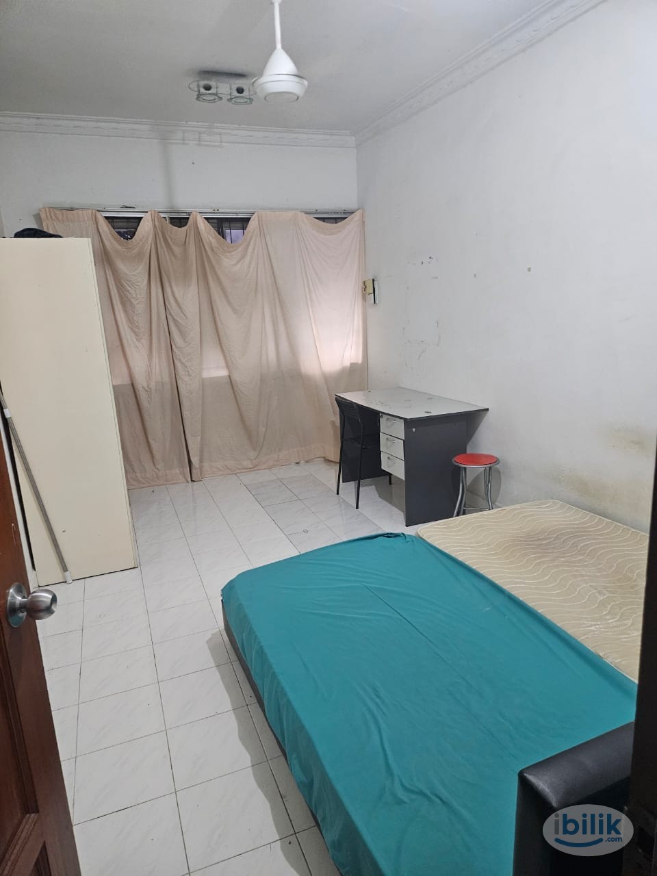 KL Taman Connaught Mixed Races Male/Couple Medium Room for Rent RM520, near MRT Connaught & UCSI - Image 1