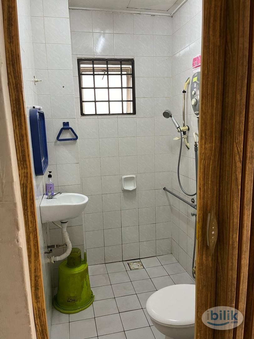 Single Room at Bandar Utama, Petaling Jaya - Image 2