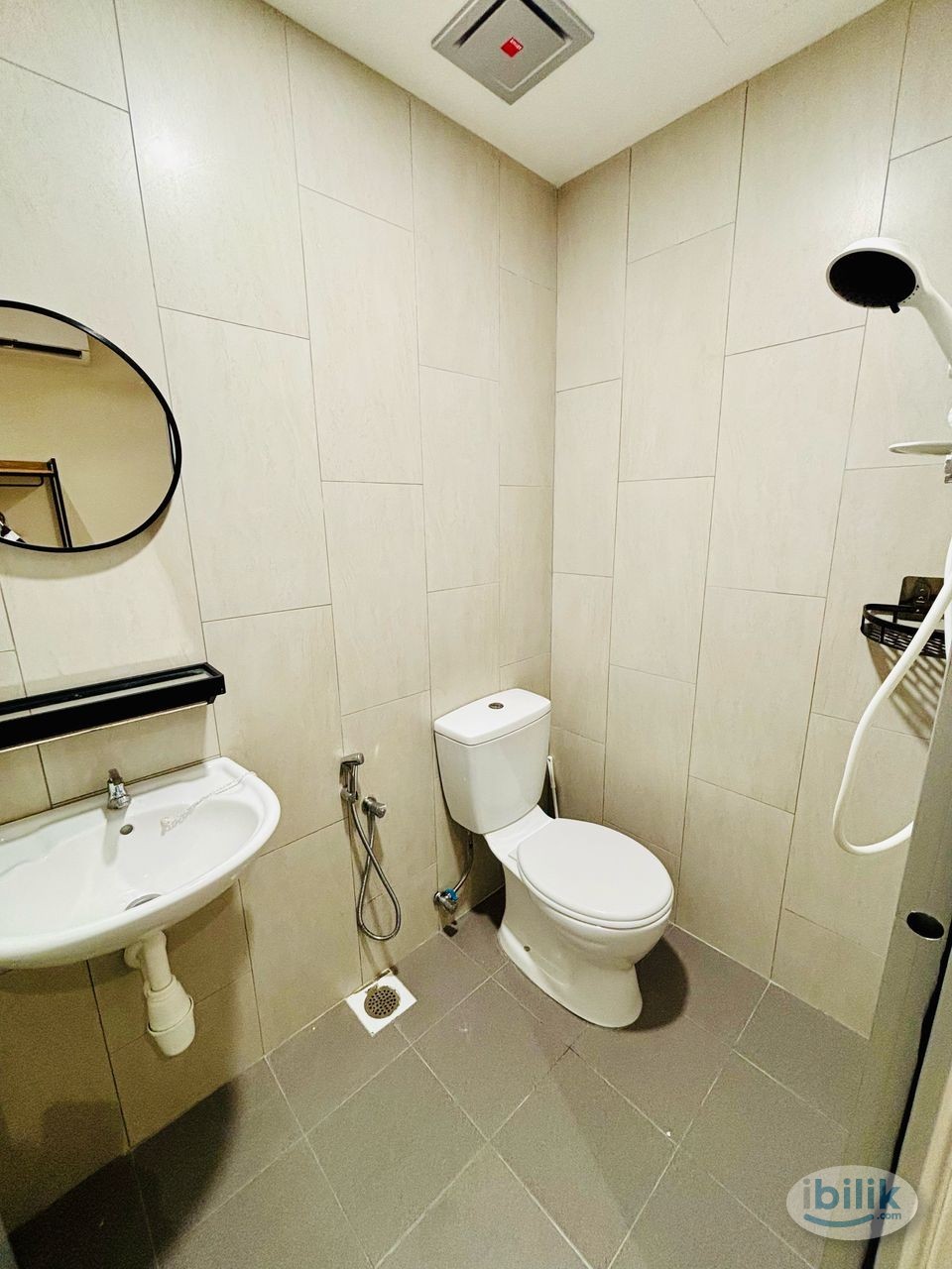 ⭐️HOTEL FASTER⭐️ COMFORTABLE MIDDLE ROOM At Setapak Near Tunku Abdul Rahman UMT KL 🔥MOVE IN IMMEDIATELY🔥🌈TRUSTED AGENT🌈 - Image 4