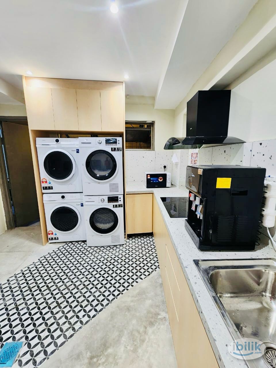 ⭐️HOTEL GRAND MARIA⭐️ PRIVACY QUEEN ROOM At CHOW KIT 🔥MOVE IN IMMEDIATELY🔥🌈TRUSTED AGENT🌈 - Image 4