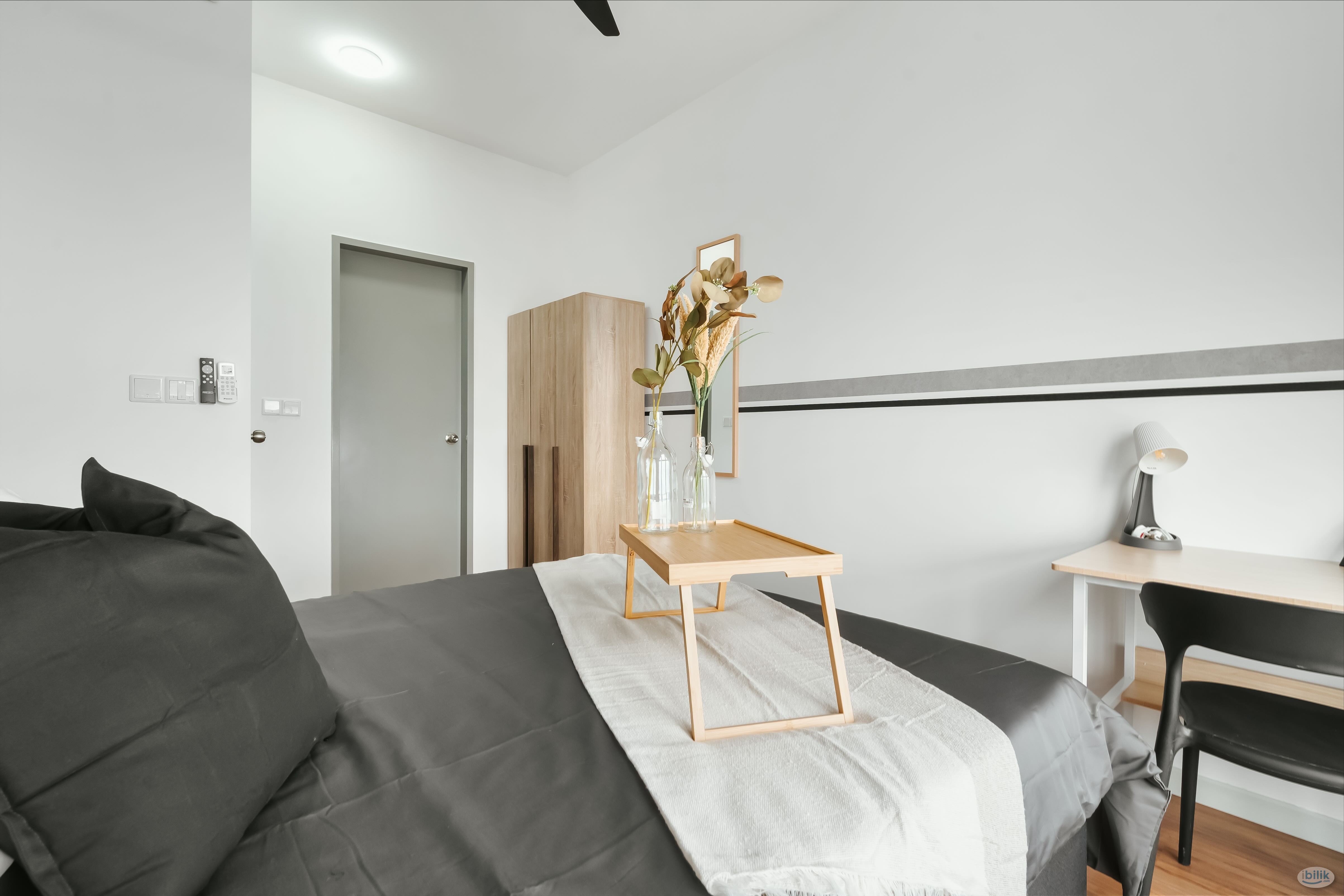 Female Cozy Master Room, Fully Furnished, Near MRT LRT at M Vertica KL - Image 3