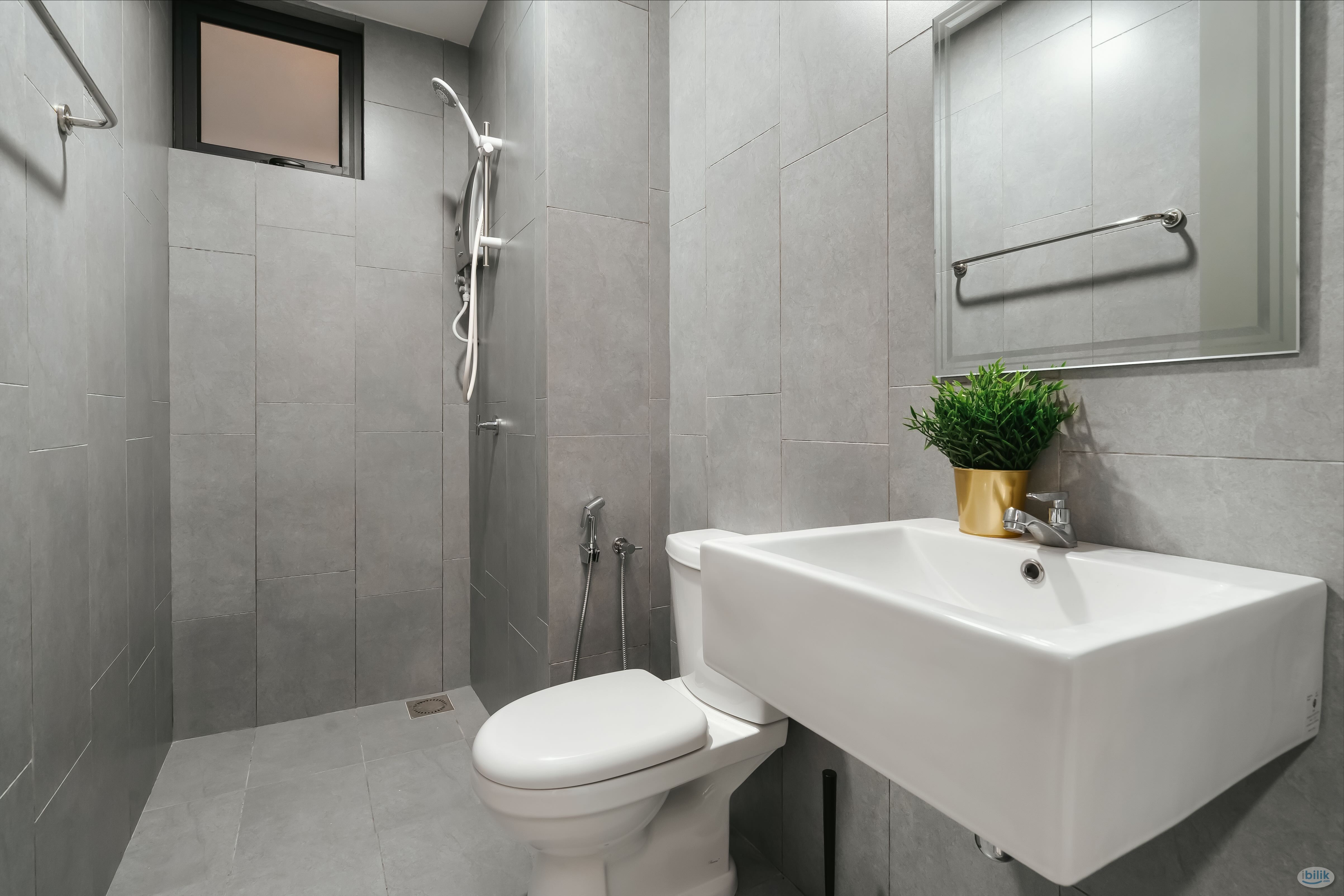 Female Cozy Middle Room, Fully Furnished, Near MRT LRT at M Vertica KL - Image 4