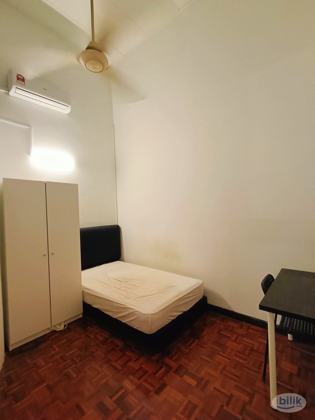 Single Room with Air-Condition in Bandar Utama Near One Utama Mall / MRT Bandar Utama🙇🏻‍♀️🚝 - Image 1