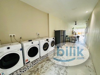 China Town Co Living Room For Rent - Image 4