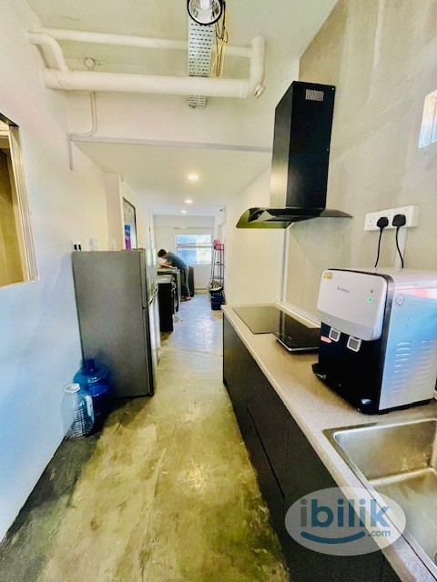 Co Living Room For Rent Next To Monorail Station - Image 5
