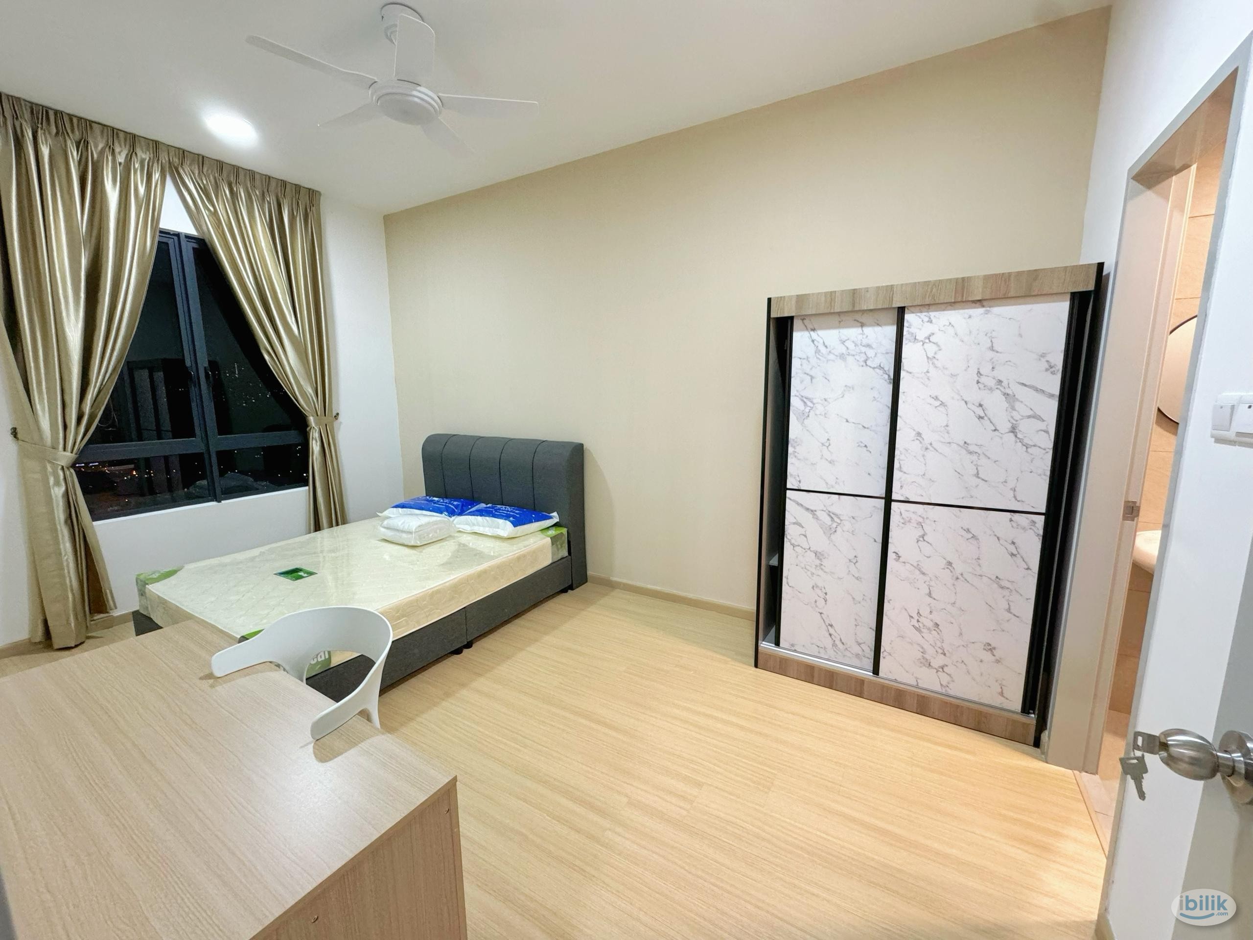 Master Room at M Vertica KL City Residences, Cheras - Image 3
