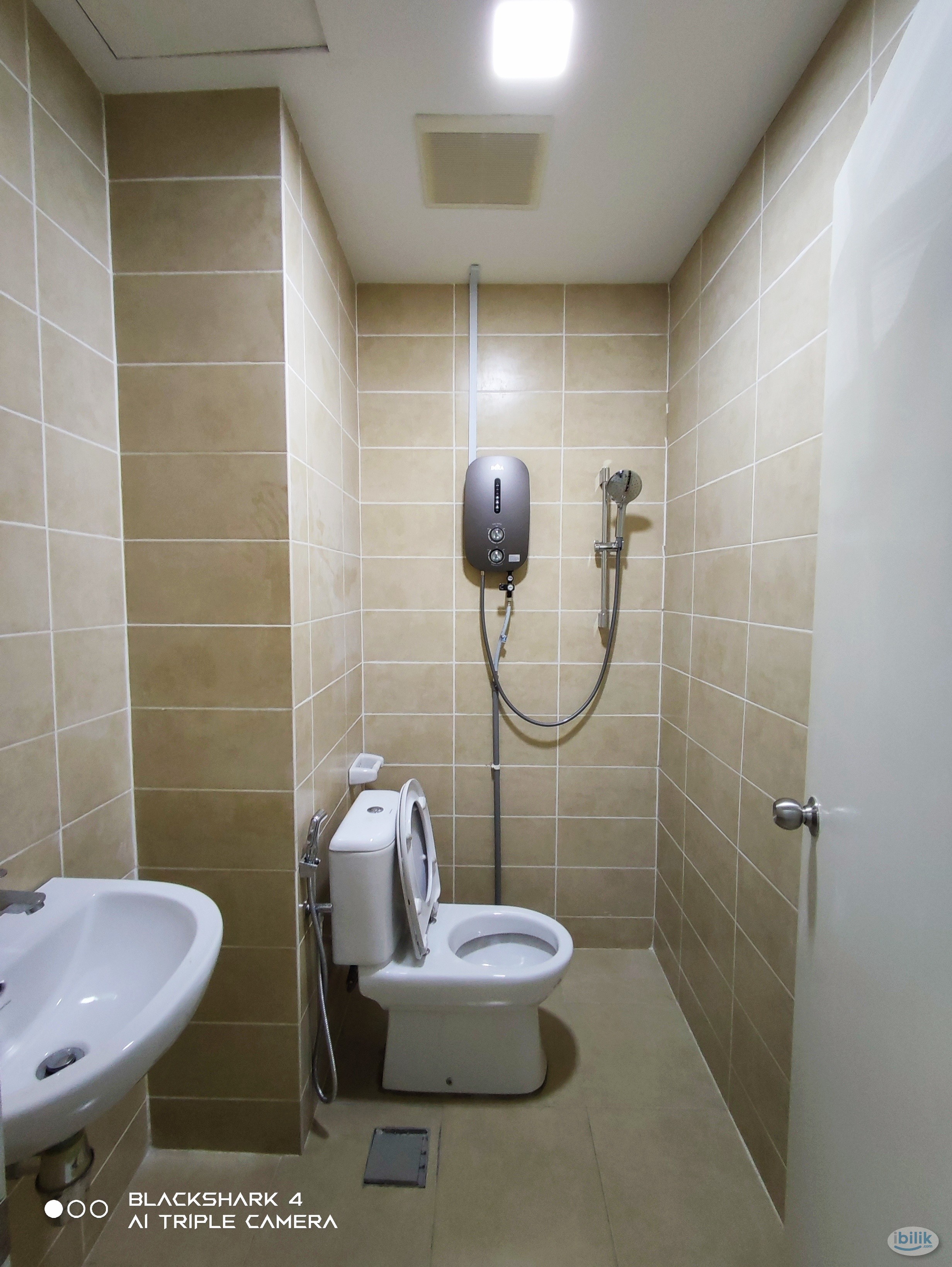 Master Room at i-City, Shah Alam - Image 3