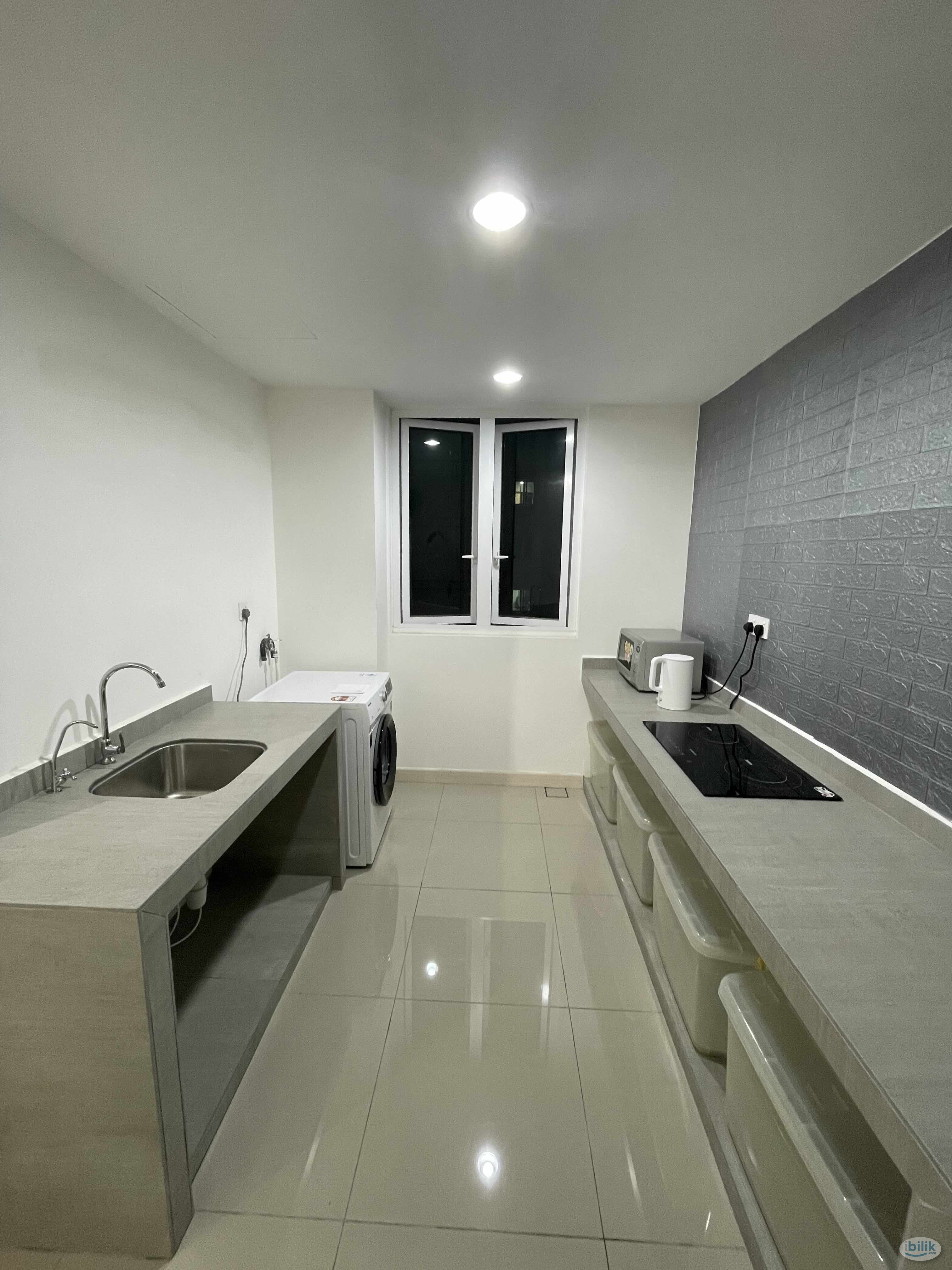 Middle room for rent at Sentul Point Suite Apartments prefer 👩 chinese female - Image 2
