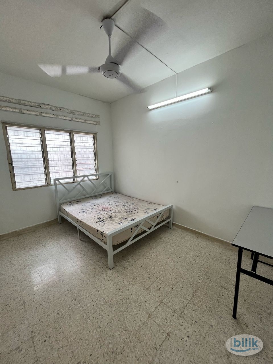 💢LOW  DEPOSIT💢SEKSYEN 17 PETALING JAYA COUPLE MIDDLE ROOM FOR RENT 🙇‍♂️🙇‍♀️NEAR TO JAYA ONE🎏🎏 - Image 1