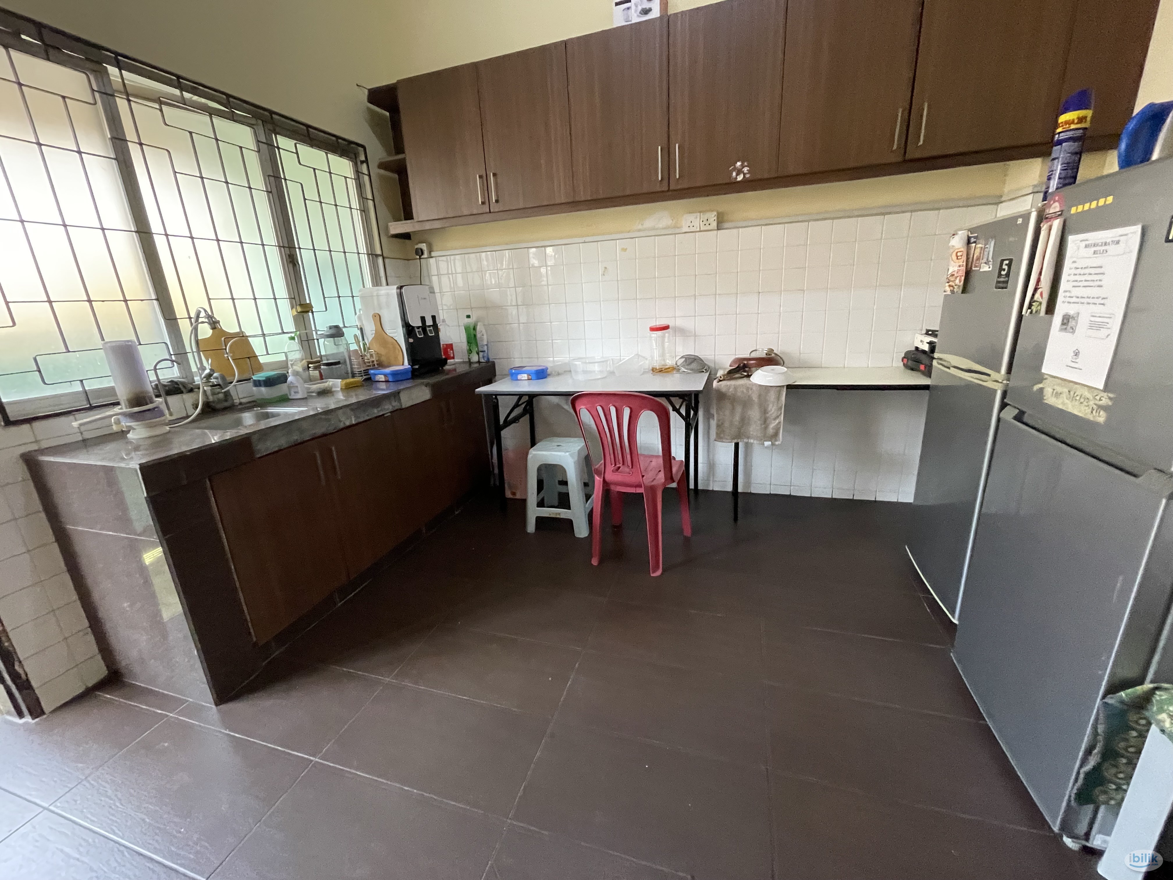 Clean and cozy Middle room at Taman Sea - Image 4