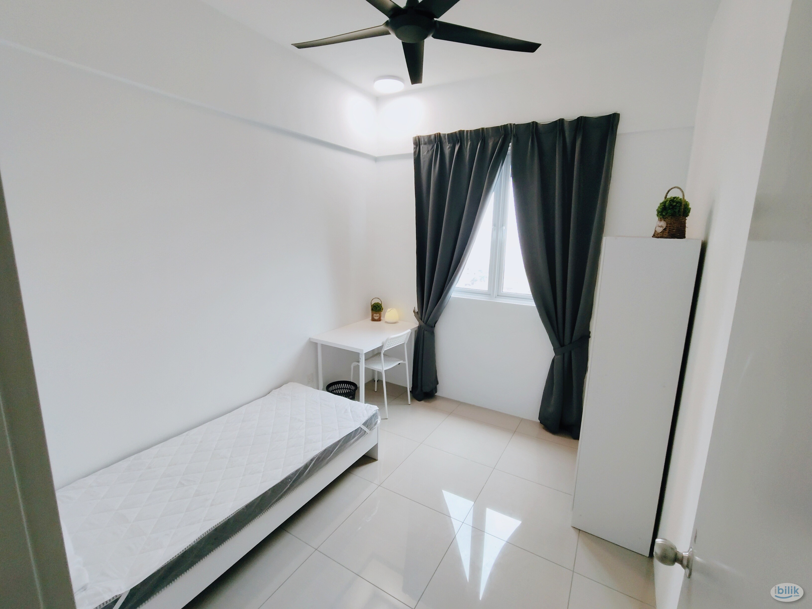 ⭐Middle Bedroom - The Zen Condominium, Bayan Lepas, Penang⭐ - Image 1
