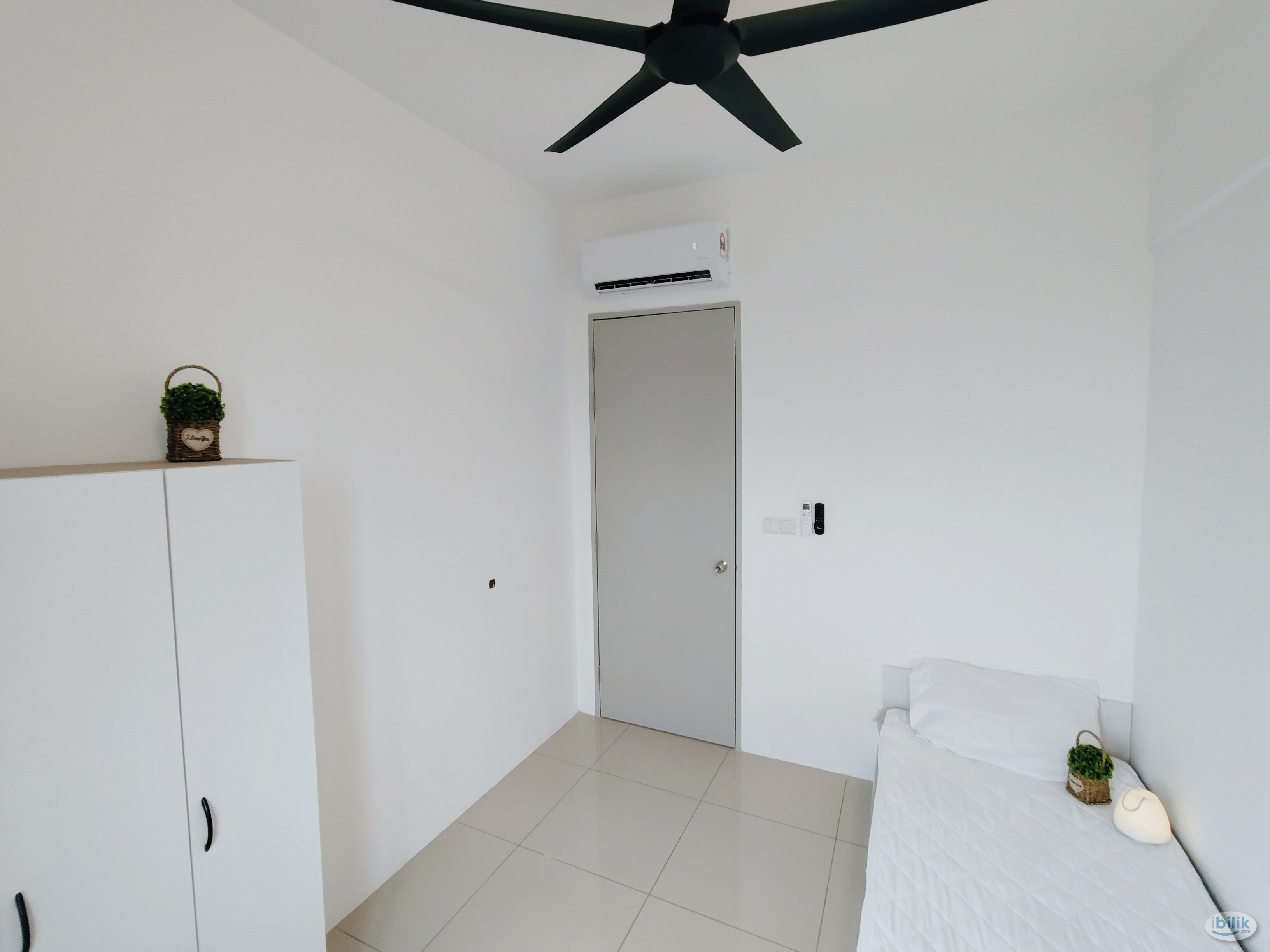 ⭐Middle Bedroom - The Zen Condominium, Bayan Lepas, Penang⭐ - Image 2