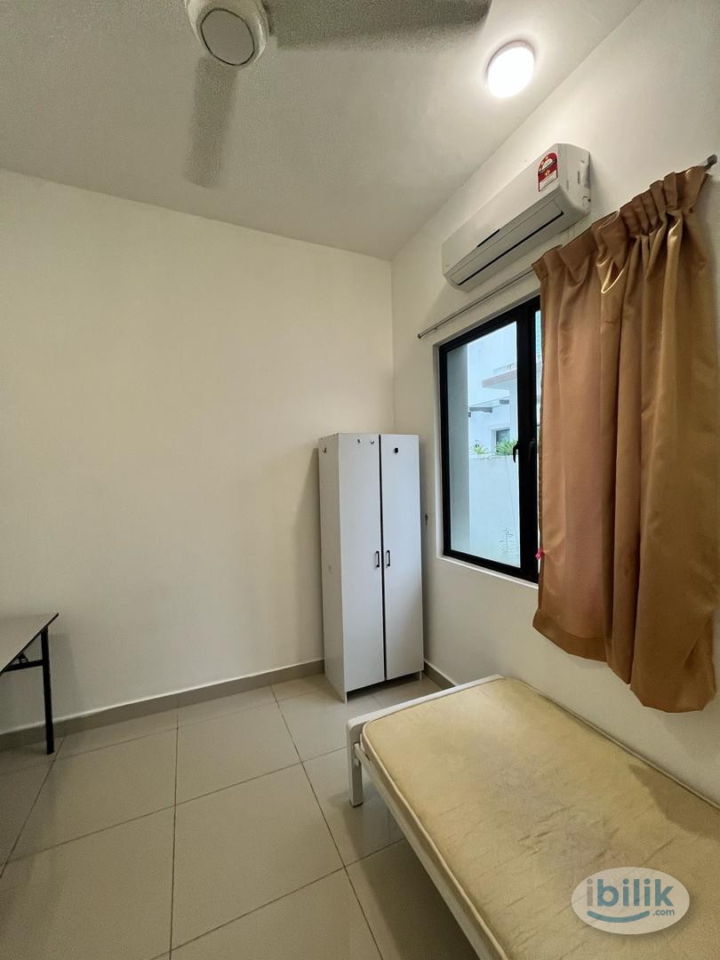 💛1 Month Deposit Only💛💢SETIA ALAM NICE MIDDLE ROOM FOR RENT🤩🤩NEAR TO SETIA CITY MALL 🚗DRIVING DISTANCE ONLY 5MIN✨✨✨ - Image 3
