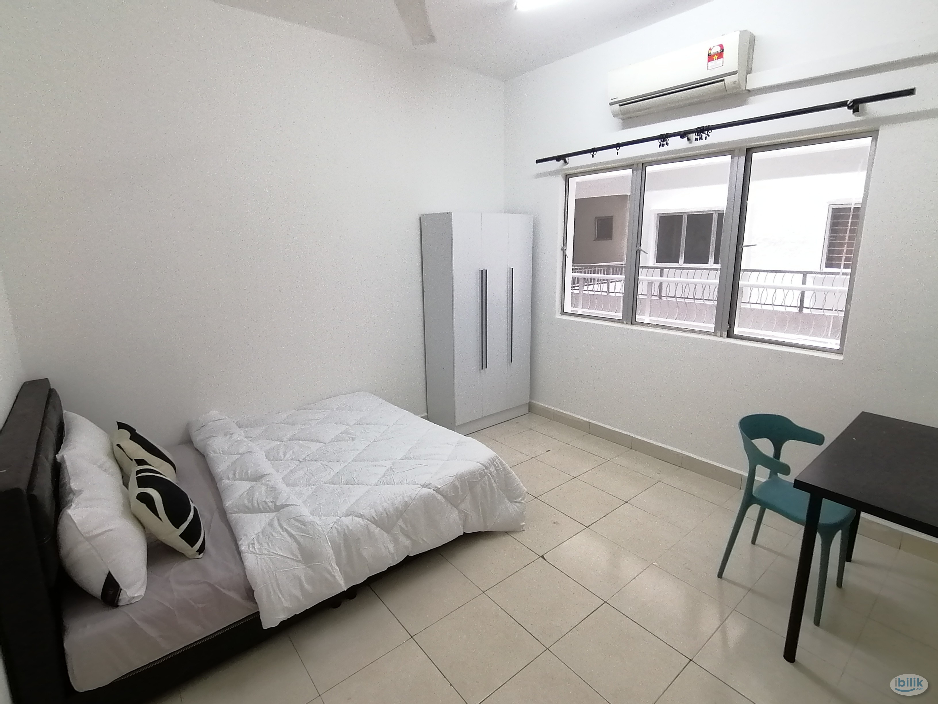 ==FEMALE ONLY==Medium Room for Rent at Suriamas Condominium - Image 1