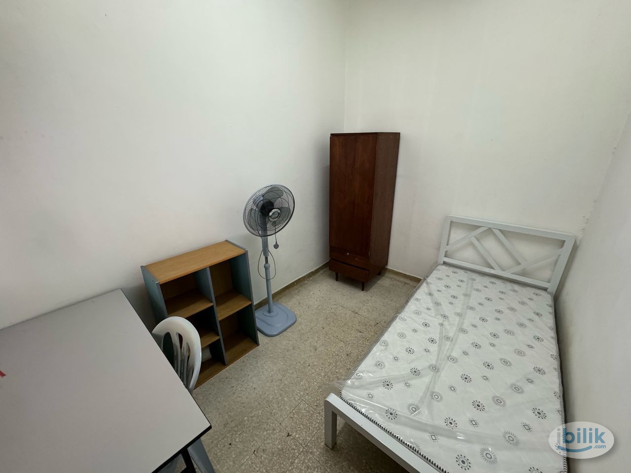✨ LIMITED Single Room AVAILABLE ✨ | Low Price |🚶‍♂️850M distance to LRT TAMAN PARAMOUNT - Image 2