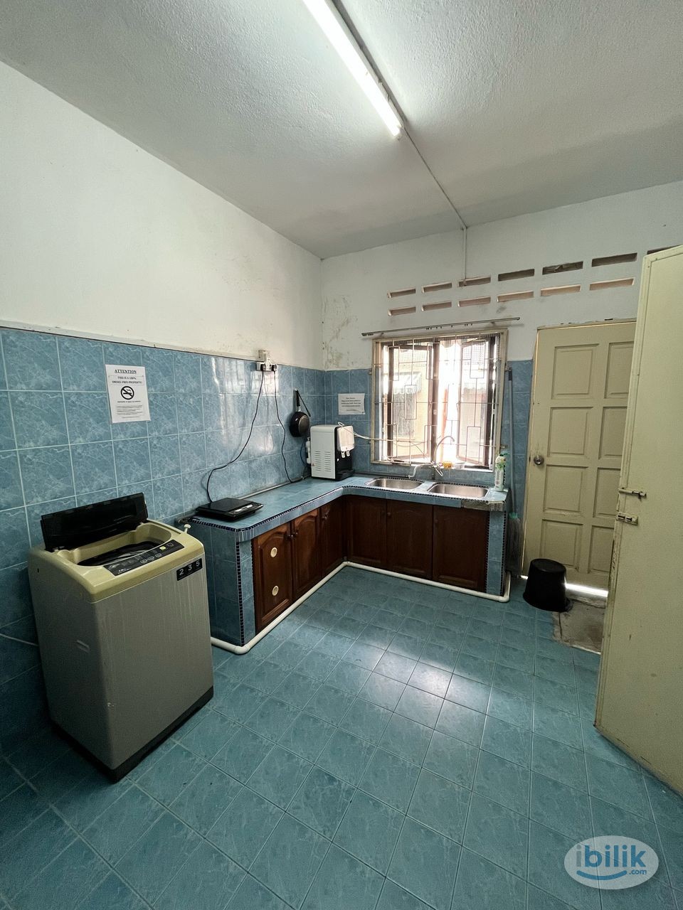 💥LIMITED ROOM💥SEKSYEN 17 PETALING JAYA MIDDLE ROOM FOR RENT 🎏🎏NEAR TO BUS STOP🚌 - Image 5