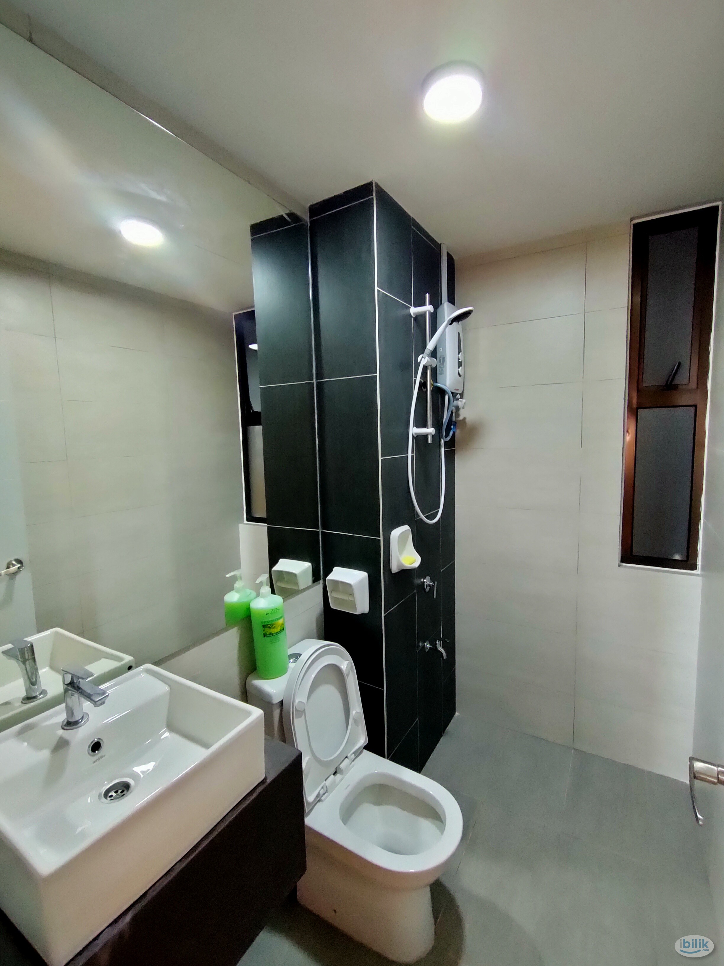 Single Room at Kota Laksamana Utama, Bandar Melaka - Image 3