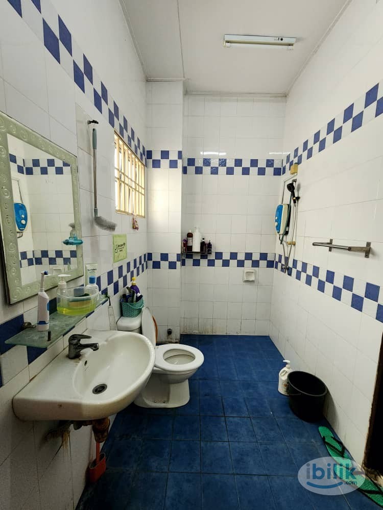 ✨Low Deposit! ✅Middle Room for rent at Bandar Puteri Puchong, Puchong - Image 2