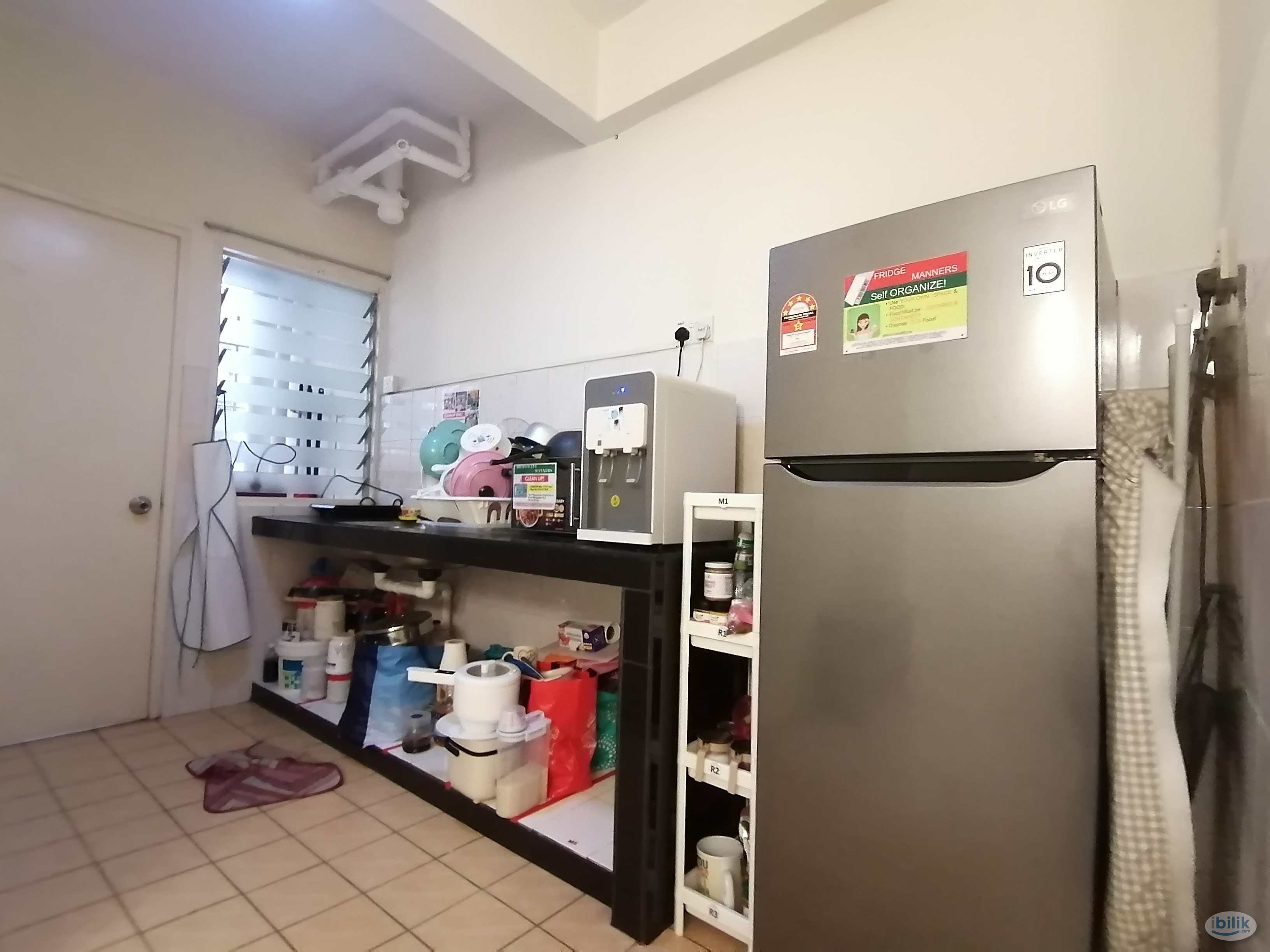 Female unit room in Puncak Jalil area [Include Utilities] - Image 2