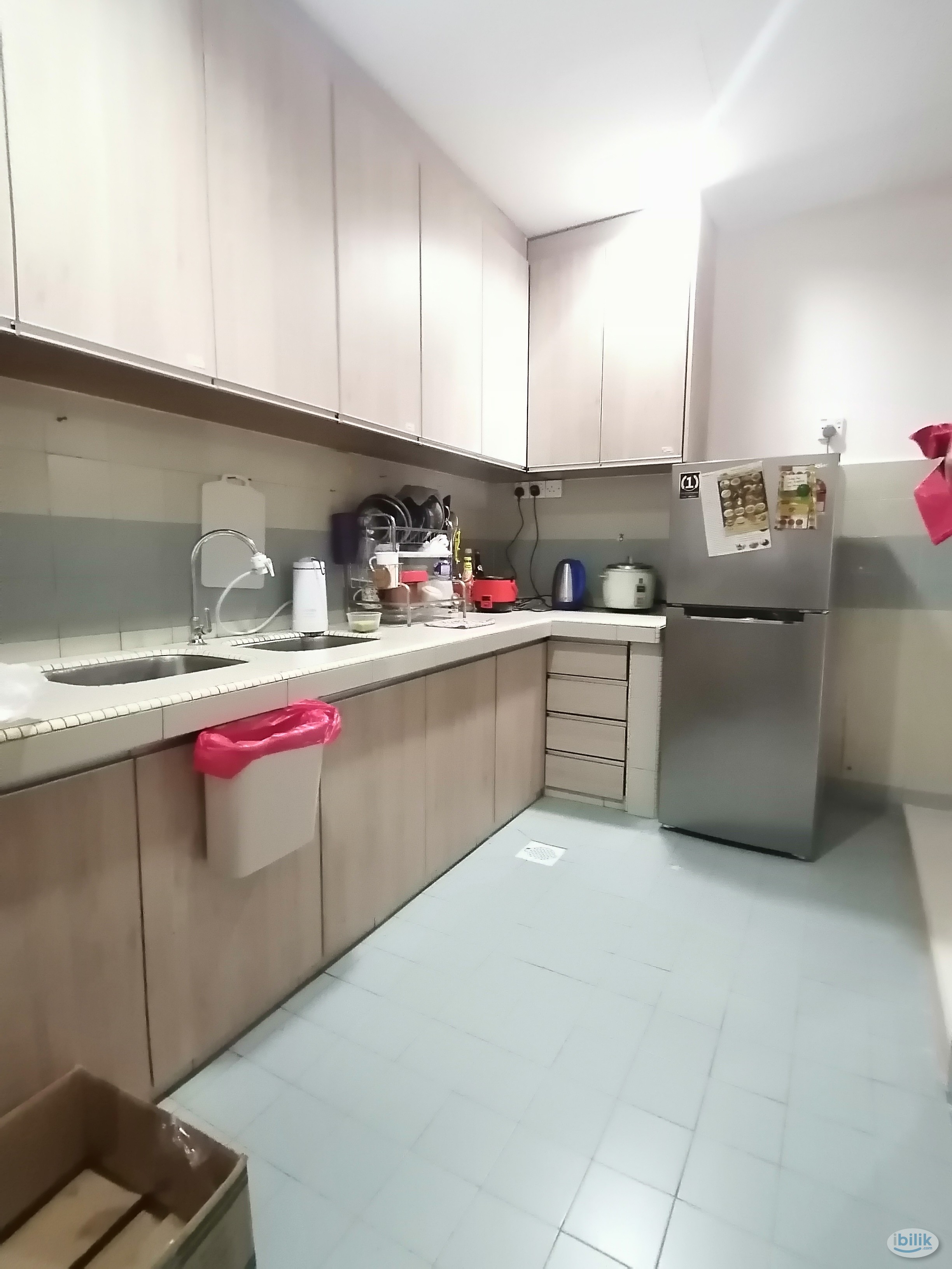 All Inclusive Room with Balcony near LRT - Image 4