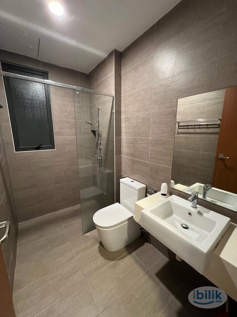 Middle Room at Citizen, Old Klang Road - Image 2