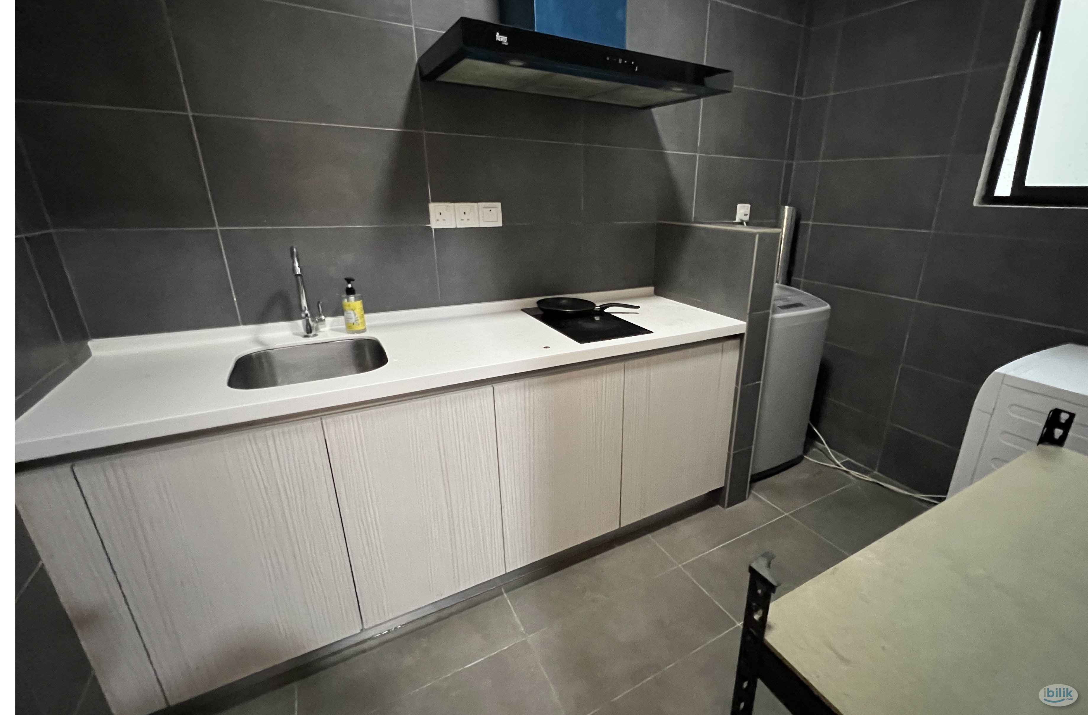Master Room at Citizen, Old Klang Road - Image 4
