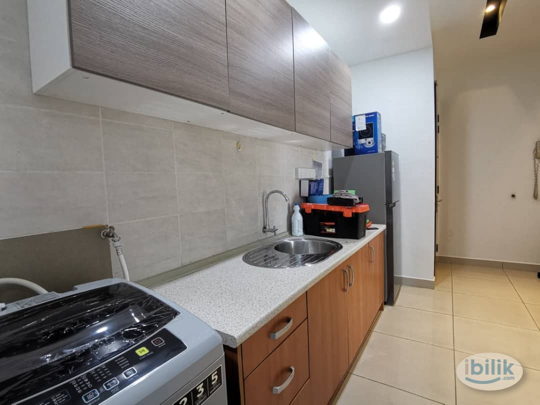 Middle Room at Kenwingston Skyloft USJ 1 Subang Jaya, UEP Subang Jaya - Image 3