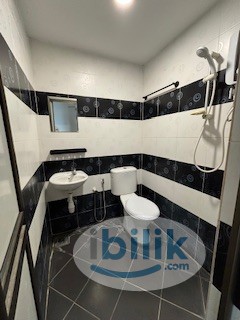 Co Living Room For Rent At Seri Kembangan Nearby MRT - Image 2