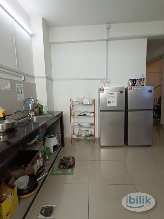 Low Deposit Room for Rent attach with Air Cond at Setia Indah - Image 3