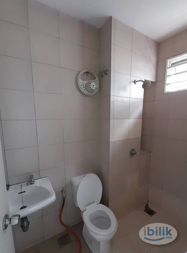 Single Room with free wifi  at Bandar Botanic, Klang - Image 3