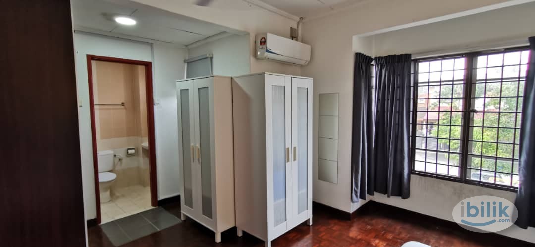 [Female Unit] Master Room attached Bathroom - suitable for 1 or 2 pax / Students / Professionals / Interns - Image 3