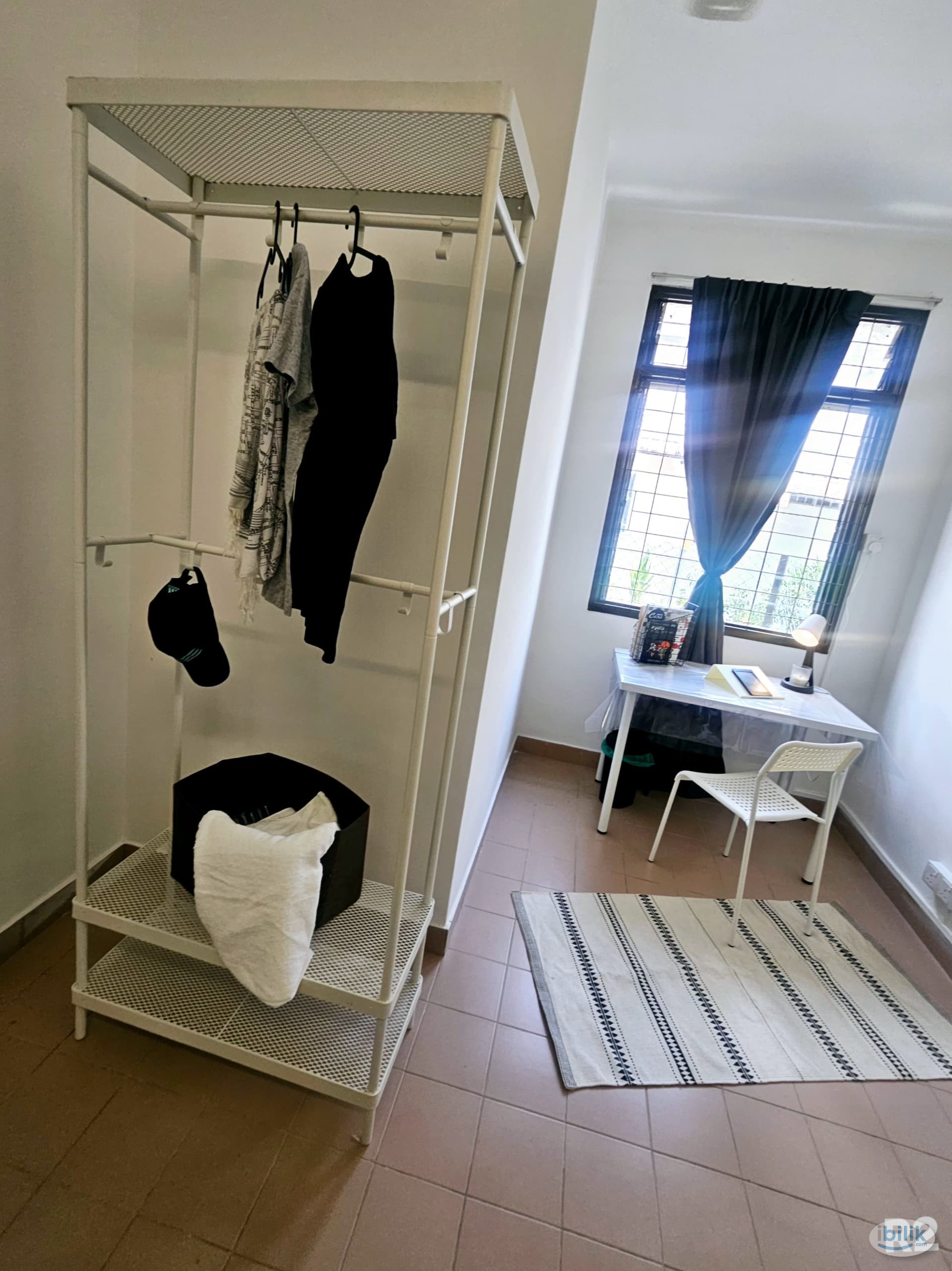 Single Room at Sunway Tunas, Bayan Baru - Image 4