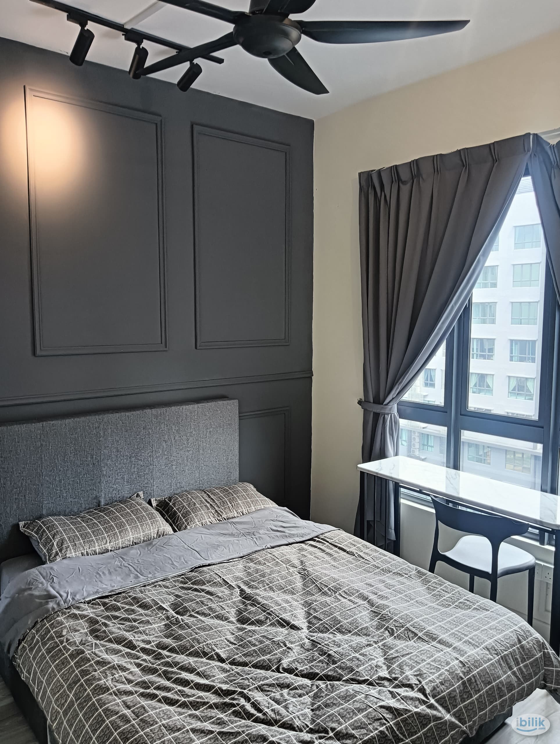 Medium Room at Meta Residences Putra Permai, Seri Kembangan - Image 1