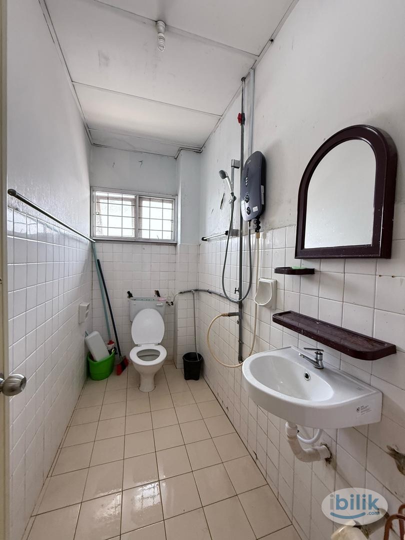 🏠 Fully Furnished Middle Room Landed in SS2 Petaling Jaya🏠near LRT/Sea Park🏖️✨ - Image 2