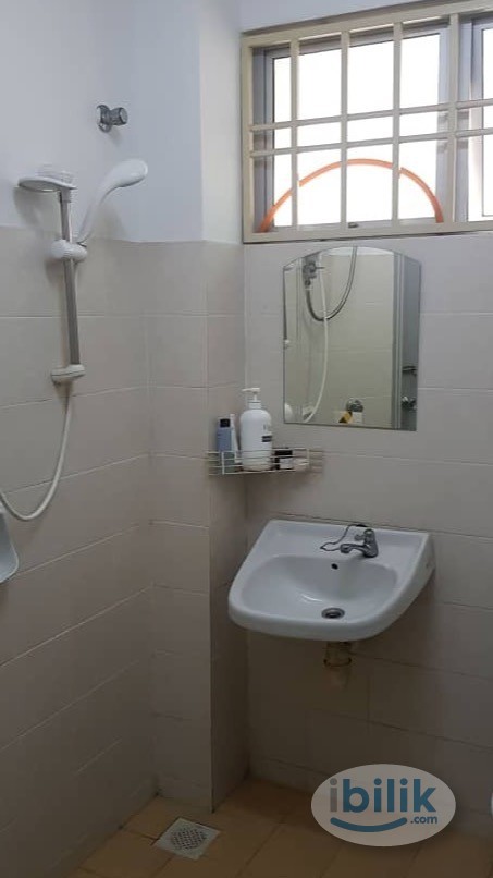 ✨MIDDLE ROOM 🔥🔥 Kota Damansara Landed House Zero Deposit And Lower Deposit Rental - Image 4