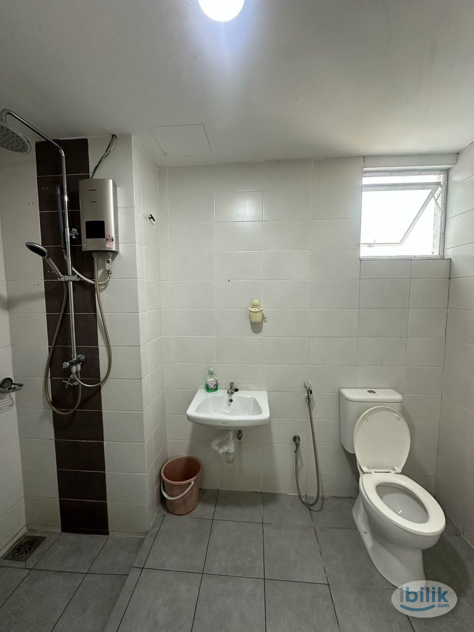 Master Room at One South, Seri Kembangan - Image 3
