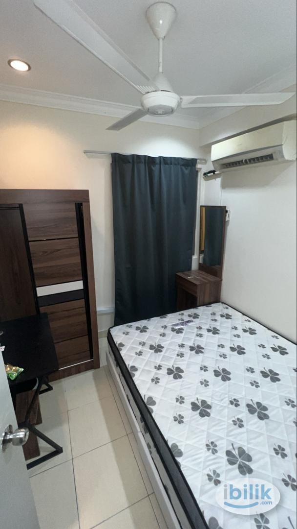 Middle Room at Fortune Park, Seri Kembangan - Image 1