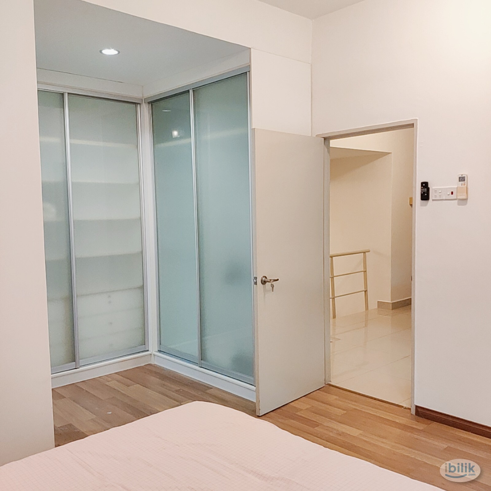 Master Room, AirCon near Aman Heights, Putra Permai, Equine Park, Pavilion Bukit Jalil, Putrajaya, The Mines, UPM, Bukit - Image 2