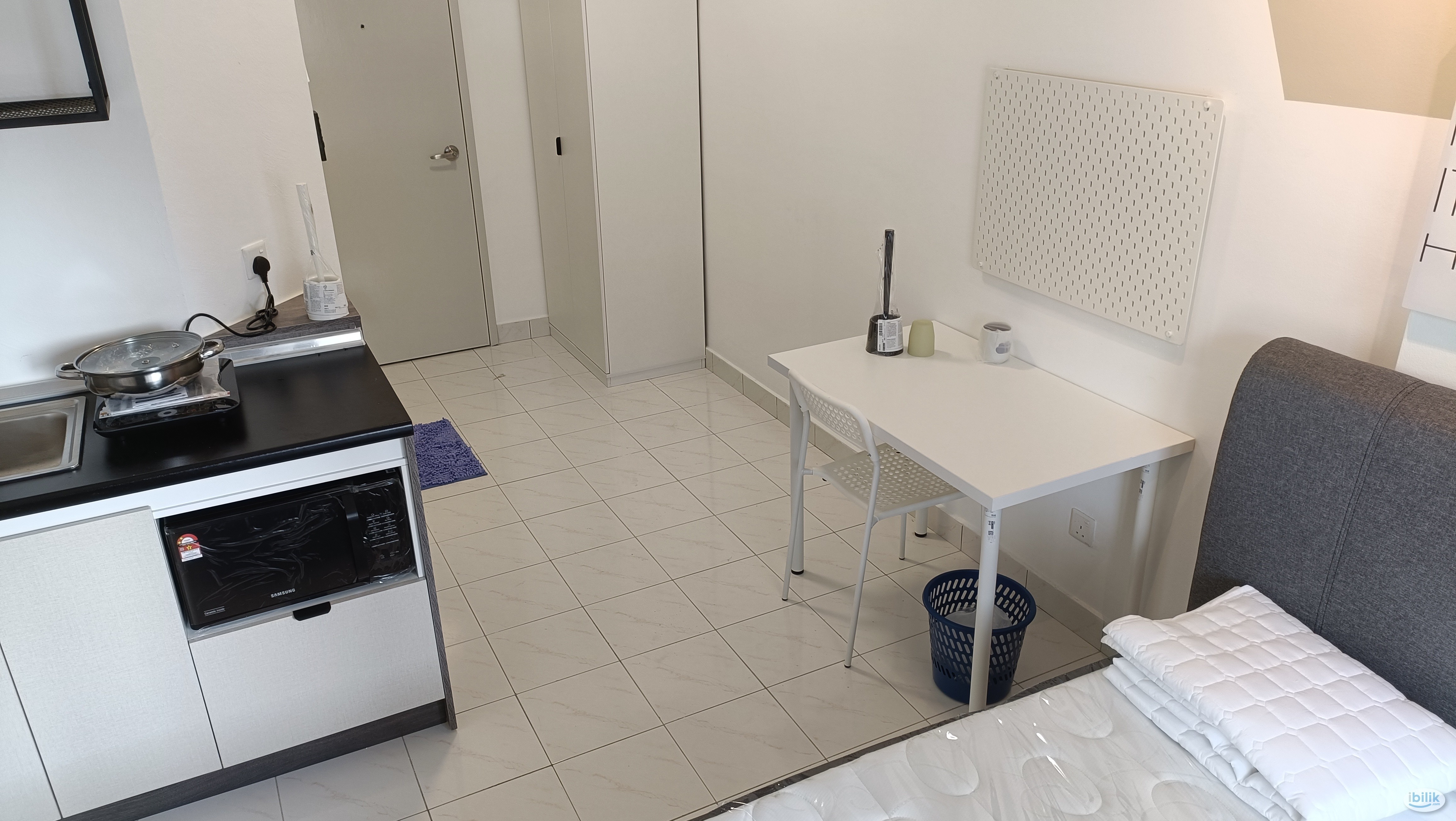 D28 Damansara Studios 🚶 2min to MRT Pusat Bandar Damansara 🚗 5min to Bangsar Shopping Centre, Easy City Access、> - Image 1