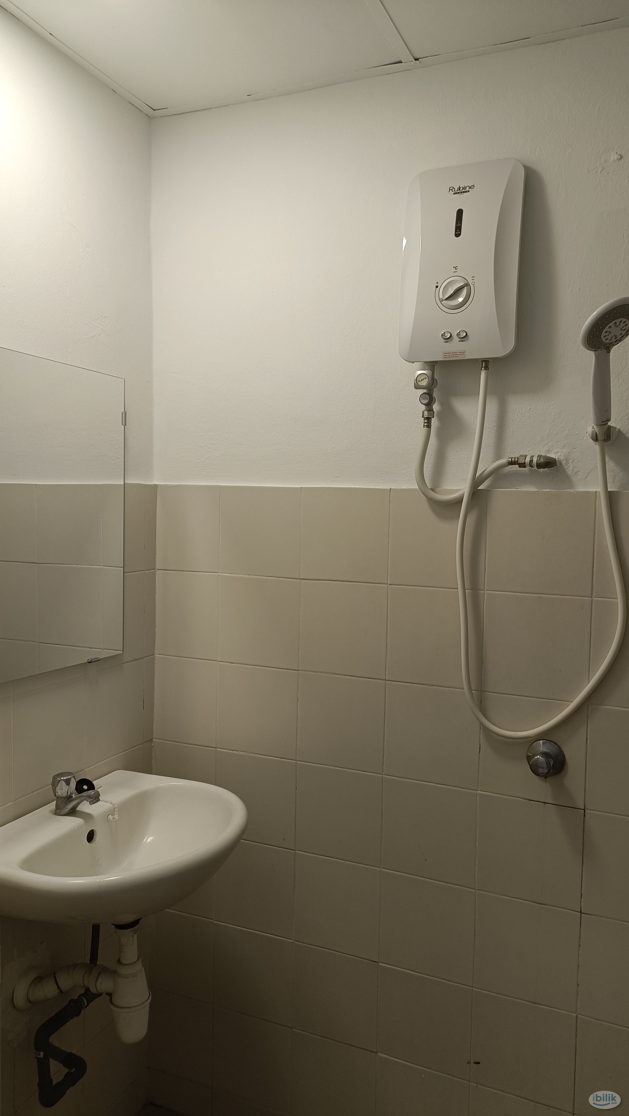 D28 Damansara Studios 🚶 2min to MRT Pusat Bandar Damansara 🚗 5min to Bangsar Shopping Centre, Easy City Access、> - Image 4