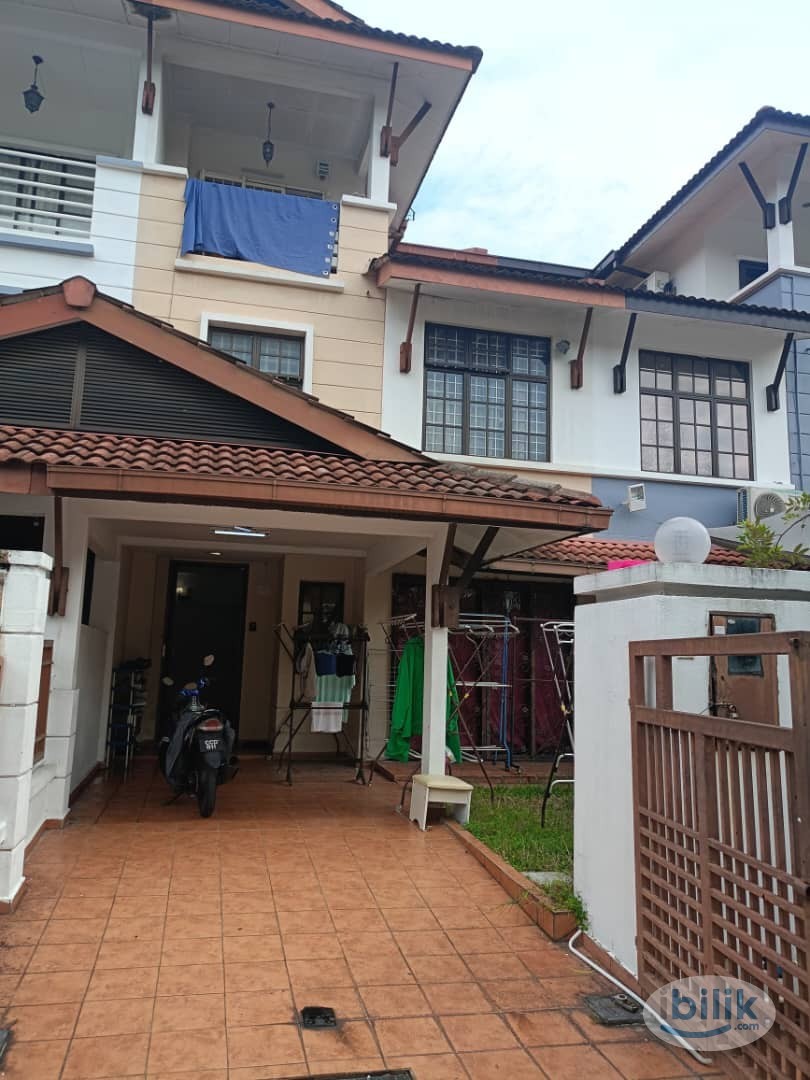 Room for rent nearby APU🤩 5 min drive to Pavilion 🚗 0 Deposit, preferably local Malaysian. Immediately move in✨ - Image 4