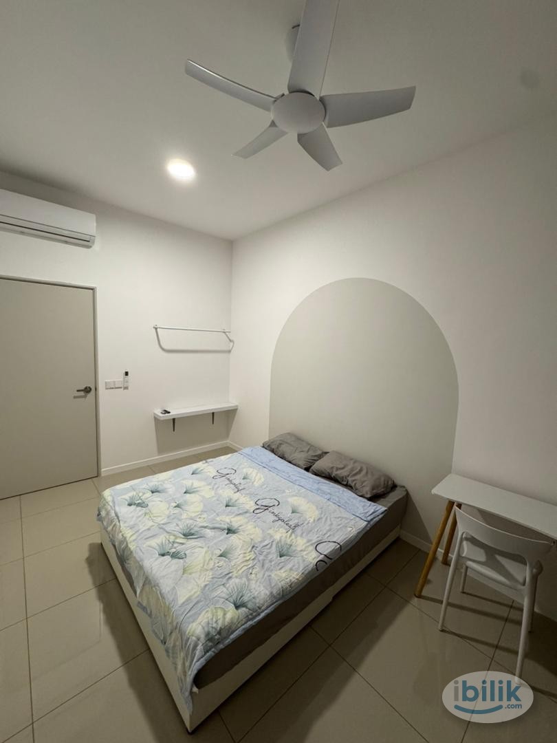 Middle Room at Savvy @ Residensi Riana Dutamas 2, Segambut - Image 2