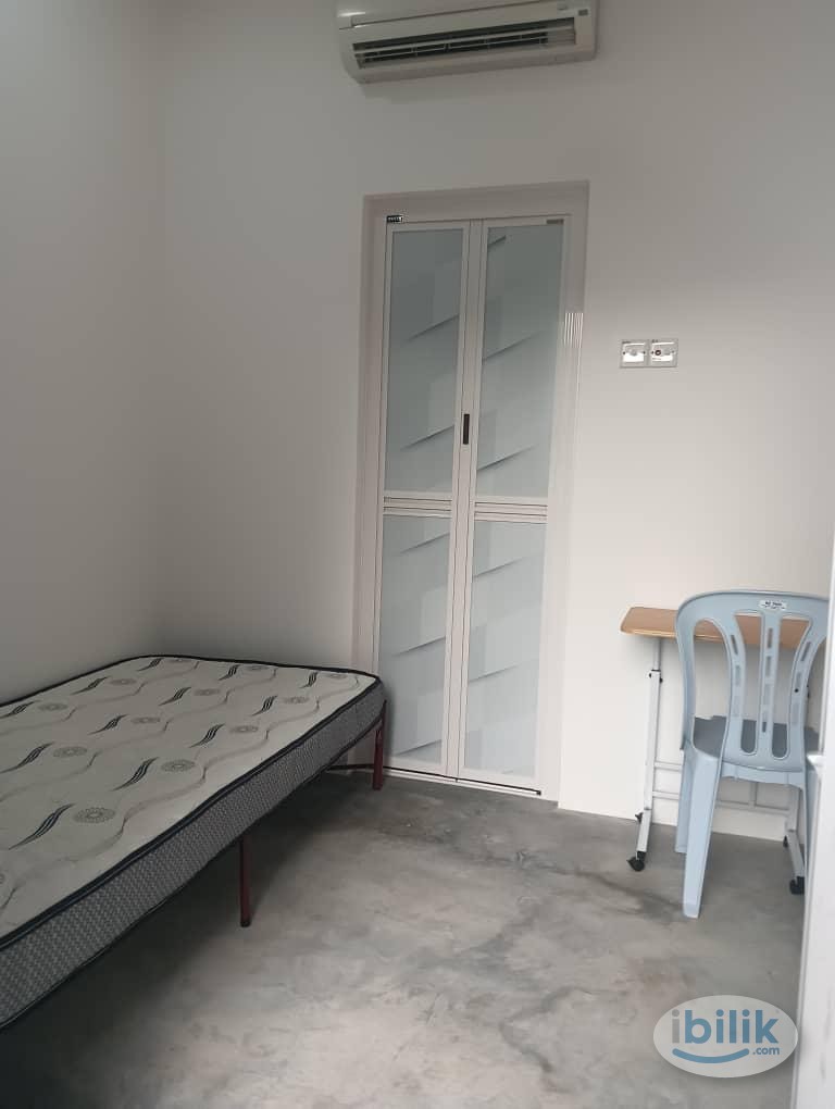 Single Room at Teluk Intan, Perak - Image 1