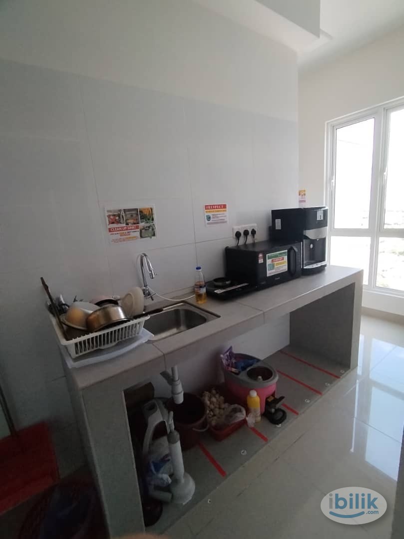 Single Room at 121 Residences, Petaling Jaya  (Without Aircond) - Image 4