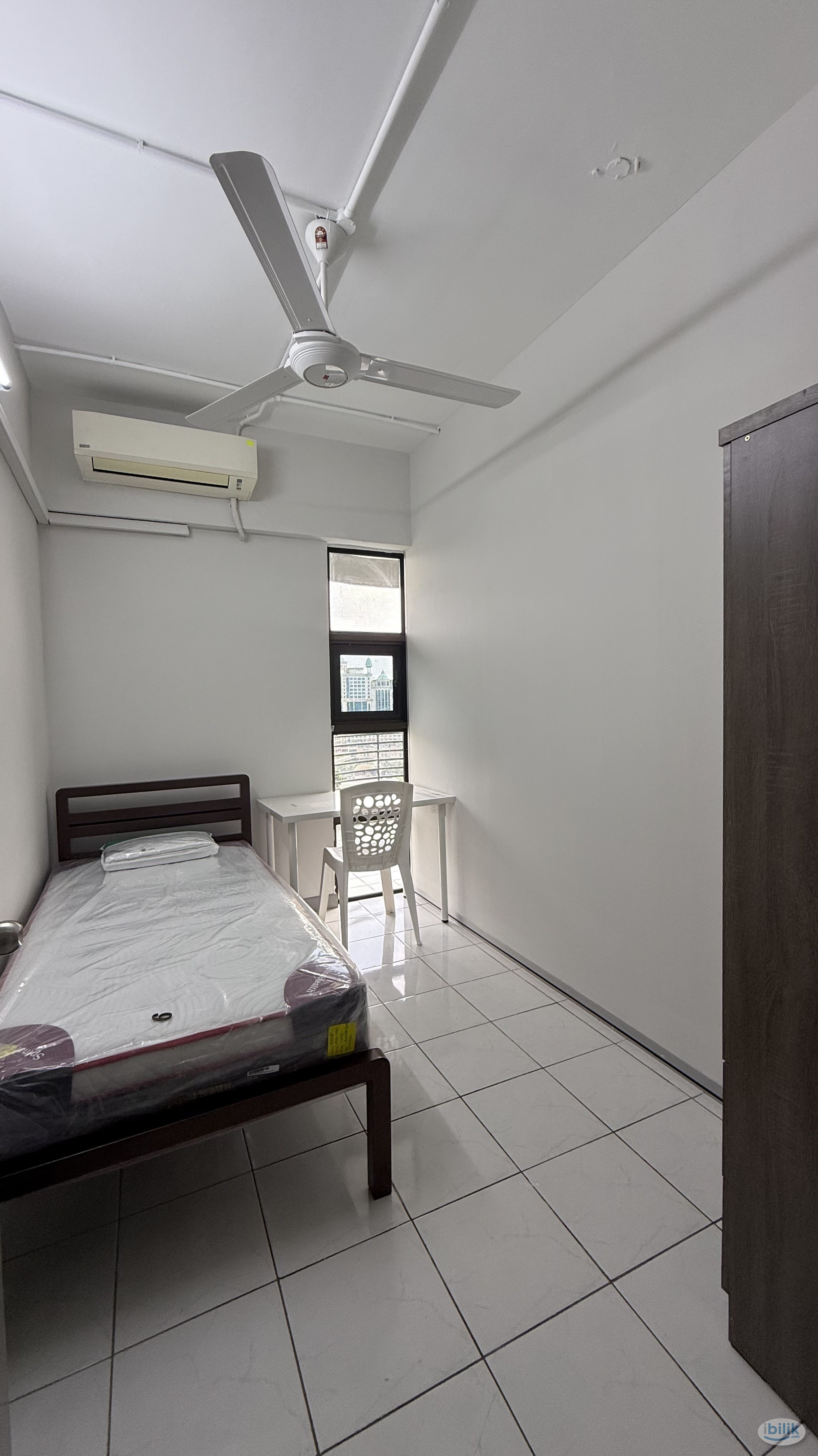 Lagoon View Female Unit Room For Rent - Image 2